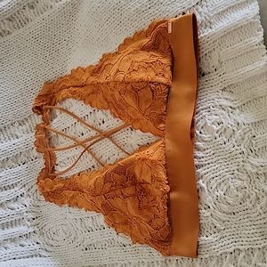 PINK Victoria's Secret lace bralette size M